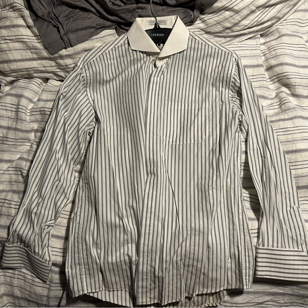 Men’s medium Assante dress shirt